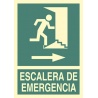 Escalera de Emergencia a la Derecha.